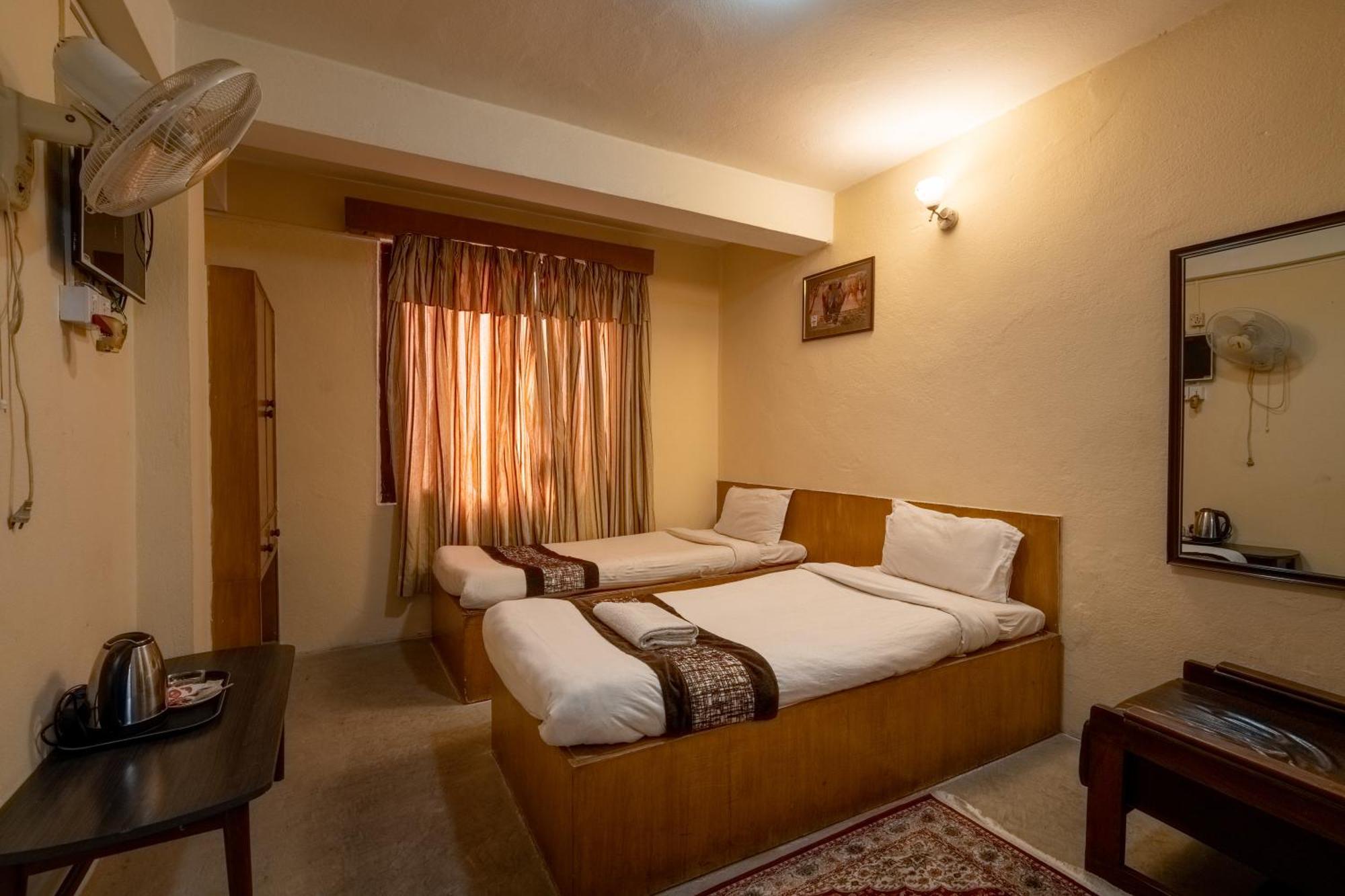Hotel Nana Katmandou Extérieur photo